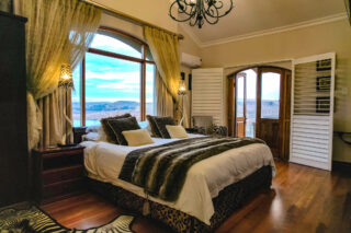 The Zebra Room - Wild Horses Guest Lodge